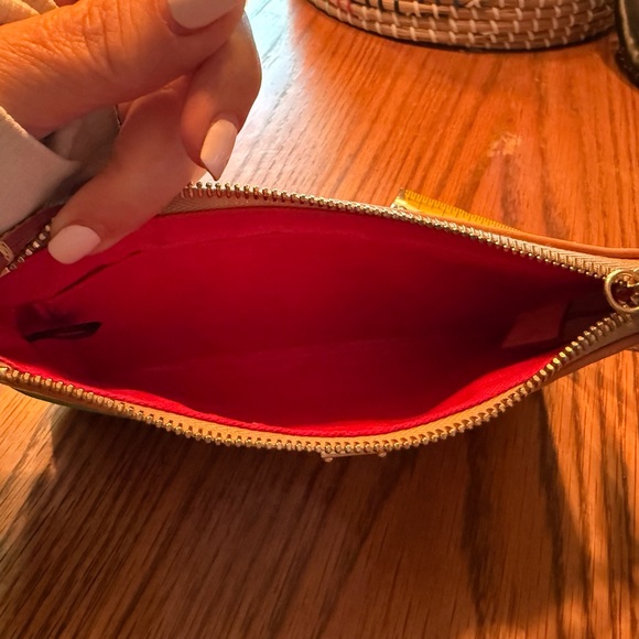 Dooney & Bourke Beachy Patterned Wristlet - Picture 4 of 4